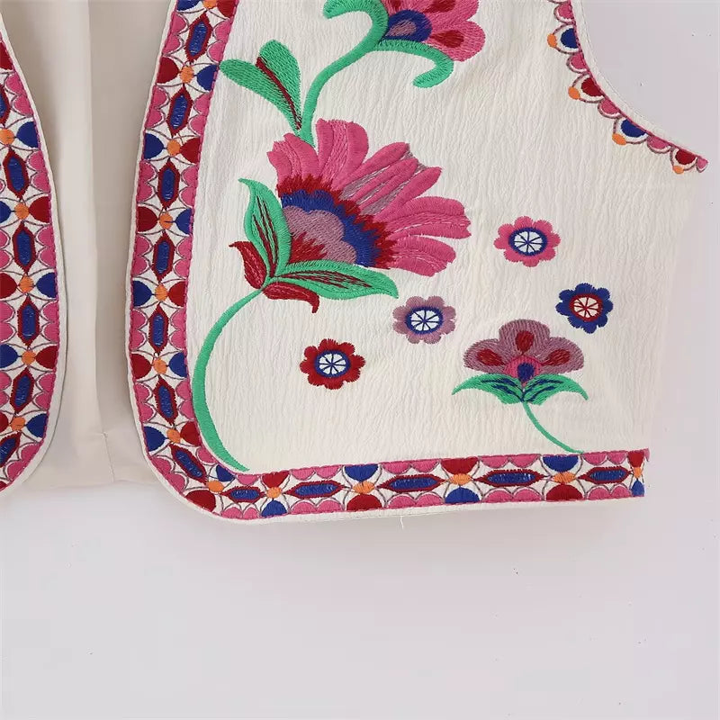 QUENNIE | Broderede Blomster Gilet til Stilfulde Outfits Gilet SUNA