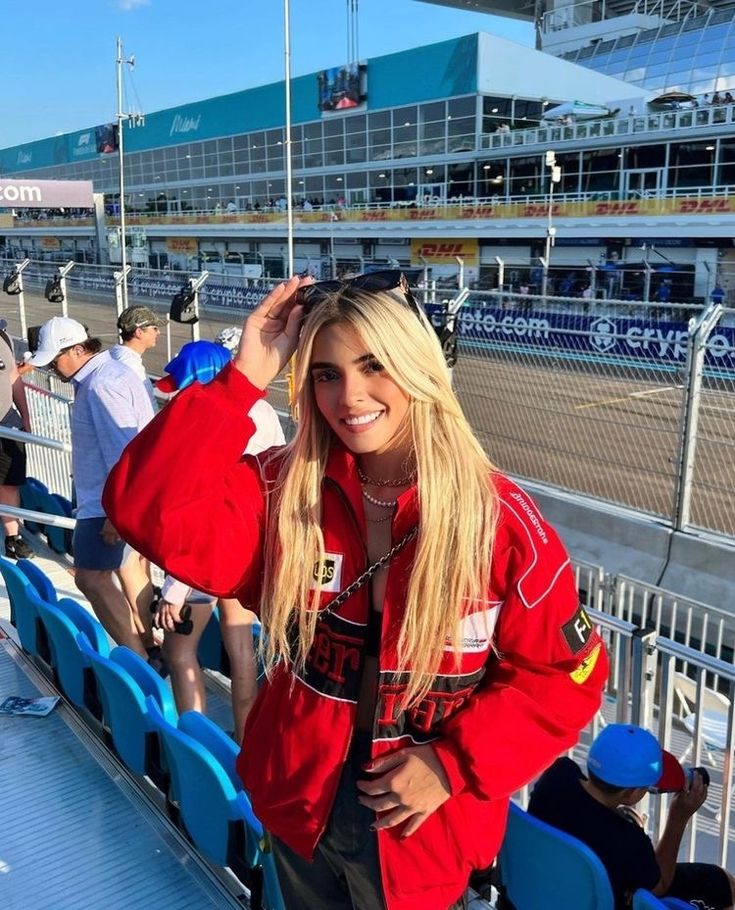 Dolce - Vintage Ferrari Racer Jakke med Sporty Stil Women Jacket SUNA