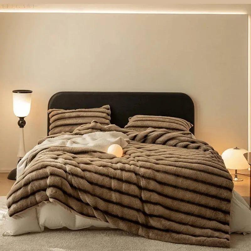 Luksus Fleece Vinter Tæppe i Forskellige Farver – Behageligt, Anti-Pilling, Tilgængeligt i 100x160 cm, 130x160 cm, 160x200 cm Beddengoed SUNA