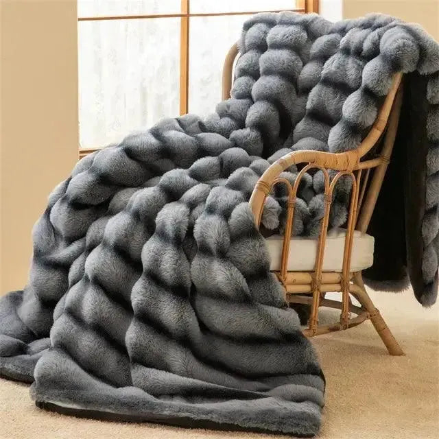 Luksus Fleece Vinter Tæppe i Forskellige Farver – Behageligt, Anti-Pilling, Tilgængeligt i 100x160 cm, 130x160 cm, 160x200 cm Beddengoed SUNA Drøm Sort 100x160 cm