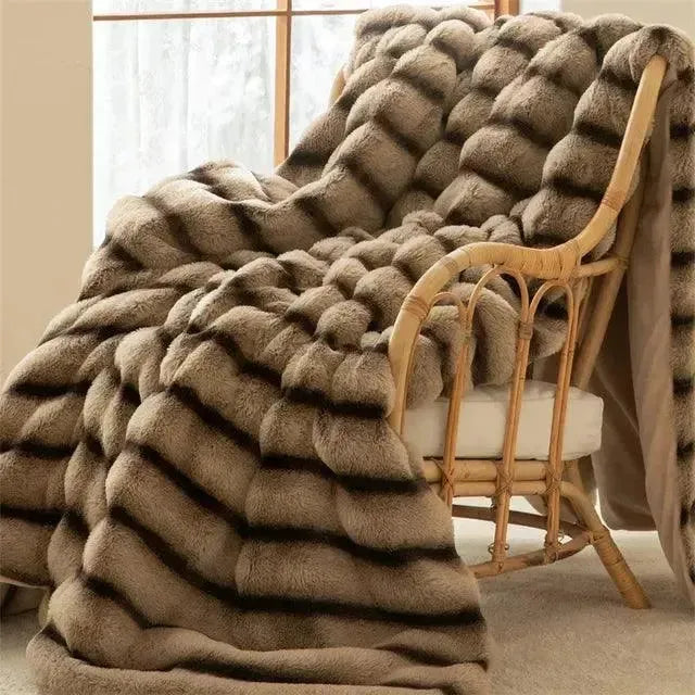 Luksus Fleece Vinter Tæppe i Forskellige Farver – Behageligt, Anti-Pilling, Tilgængeligt i 100x160 cm, 130x160 cm, 160x200 cm Beddengoed SUNA Khaki 130x160 cm