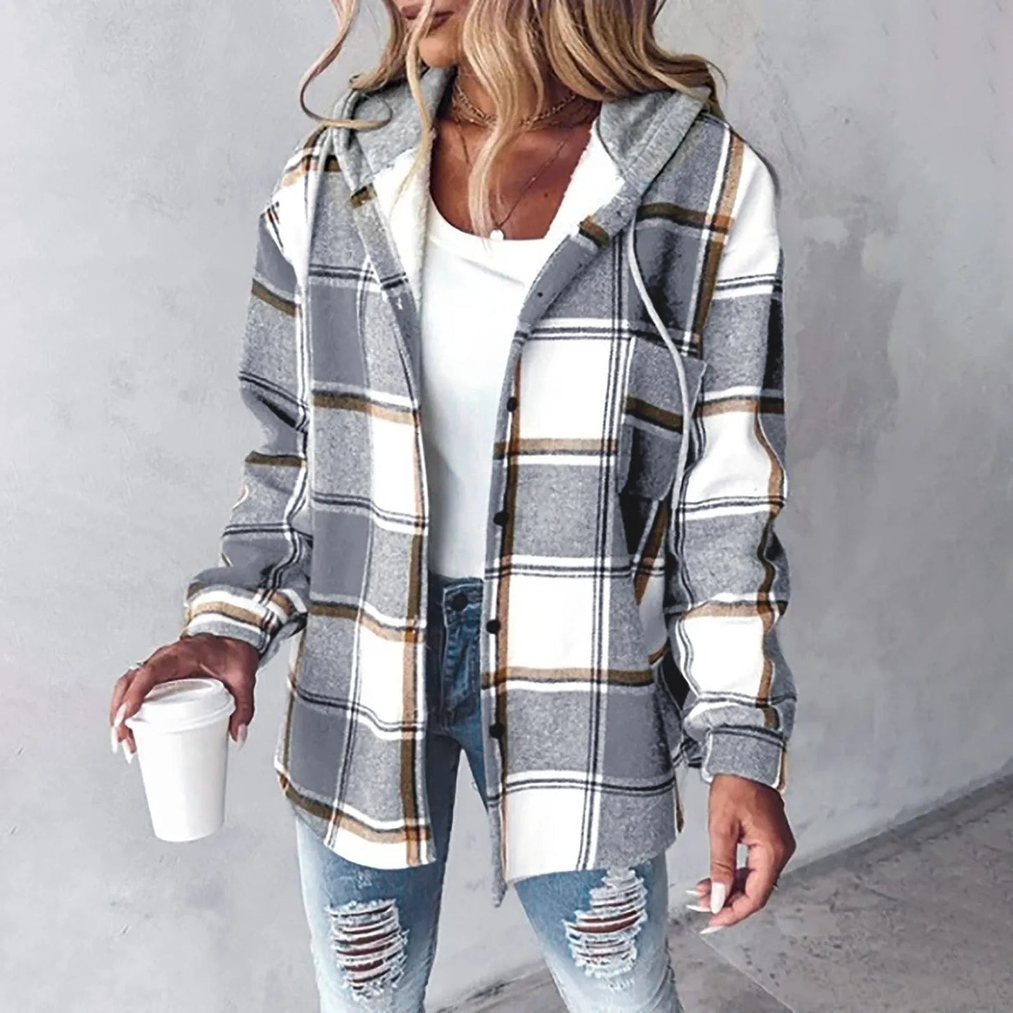 Martina | Dameternet Knaplukket Jakke til Elegant Stil SUNA