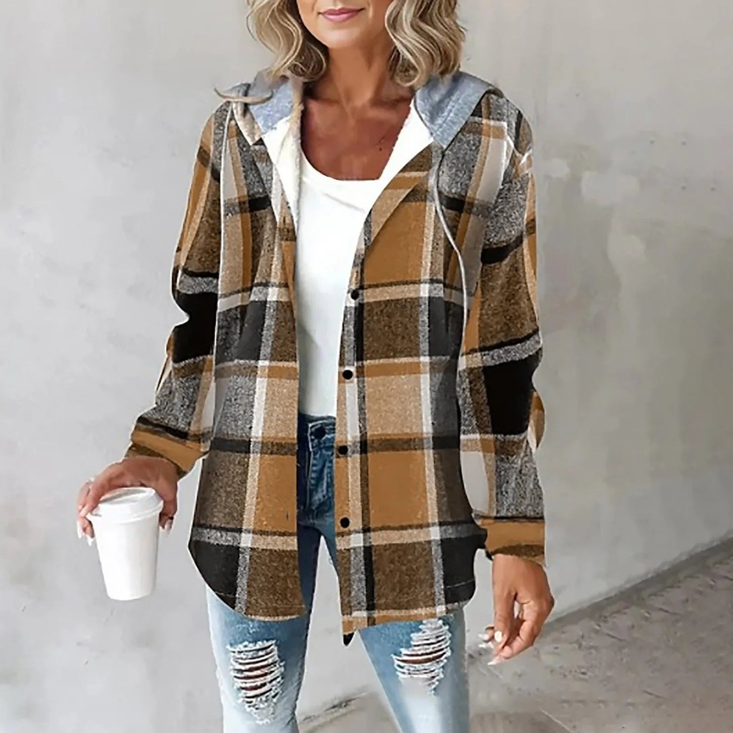 Martina | Dameternet Knaplukket Jakke til Elegant Stil SUNA Bruin M