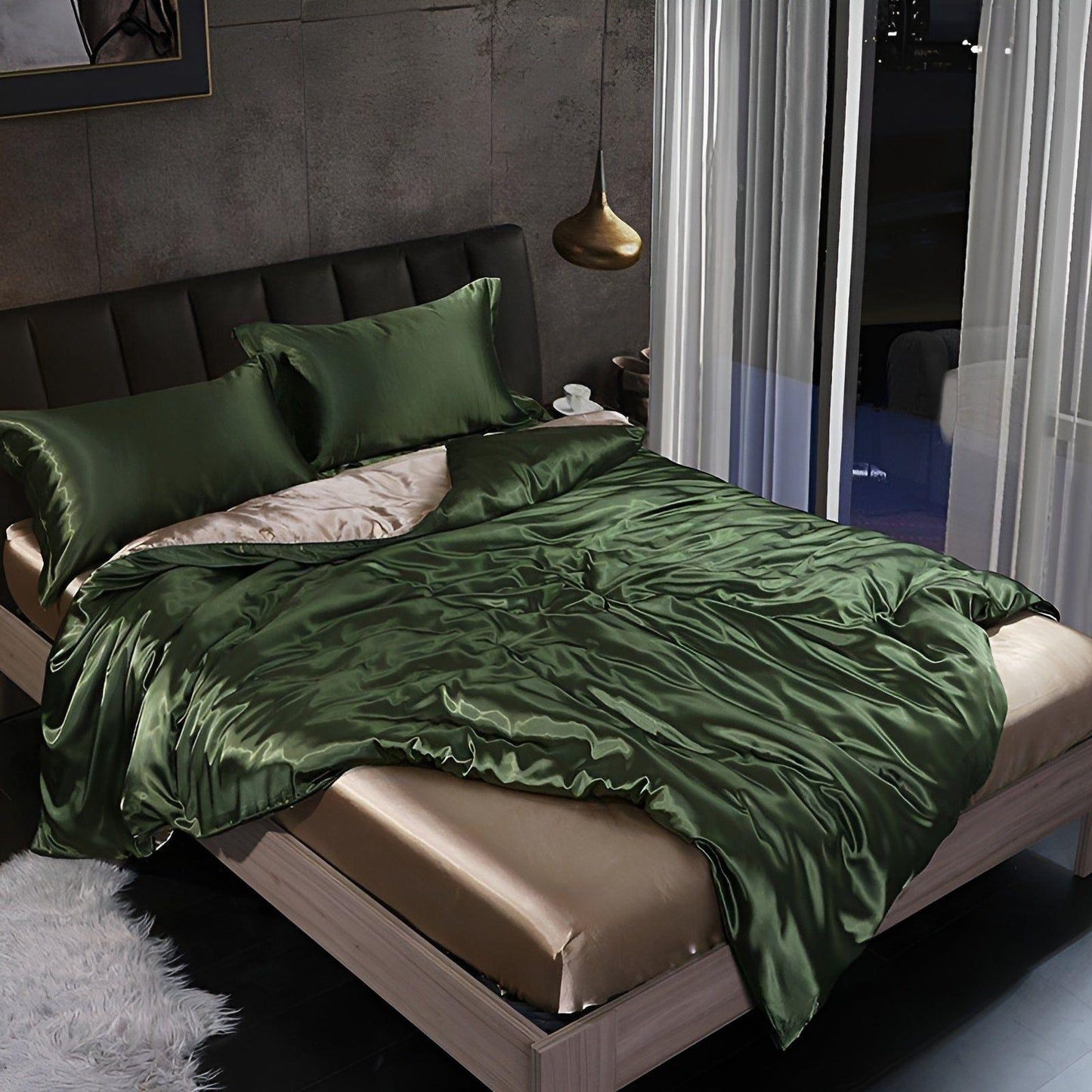 Luksuriøst Satin Sengetøj Sæt – 1 Flad Lagen, 1 Sengetæppe, 2 Pudevar til Elegant Søvn og Kølende Komfort Bedding SUNA