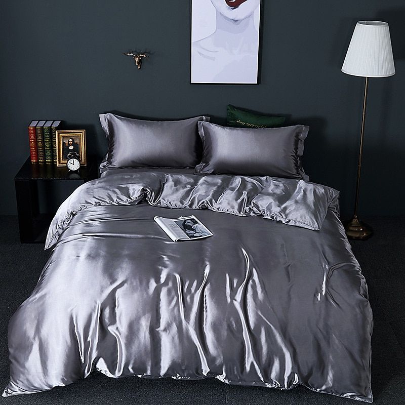 Luksuriøs sæt (4 dele) af silk dynebetræk 2x pudebetræk - lagen Bedding SUNA Mørkt sølv 150 cm dynebetræk + dynebetræk 200x 230 cm + 2x pudebetræk