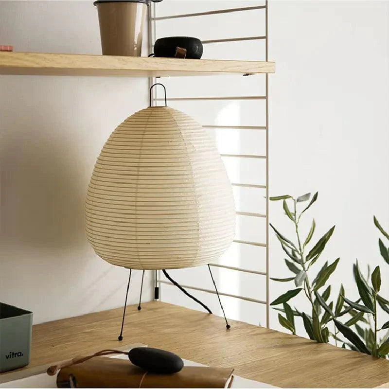Noguchi Rispapir Gulvlampe - Elegant Belysning til Dit Hjem SUNA