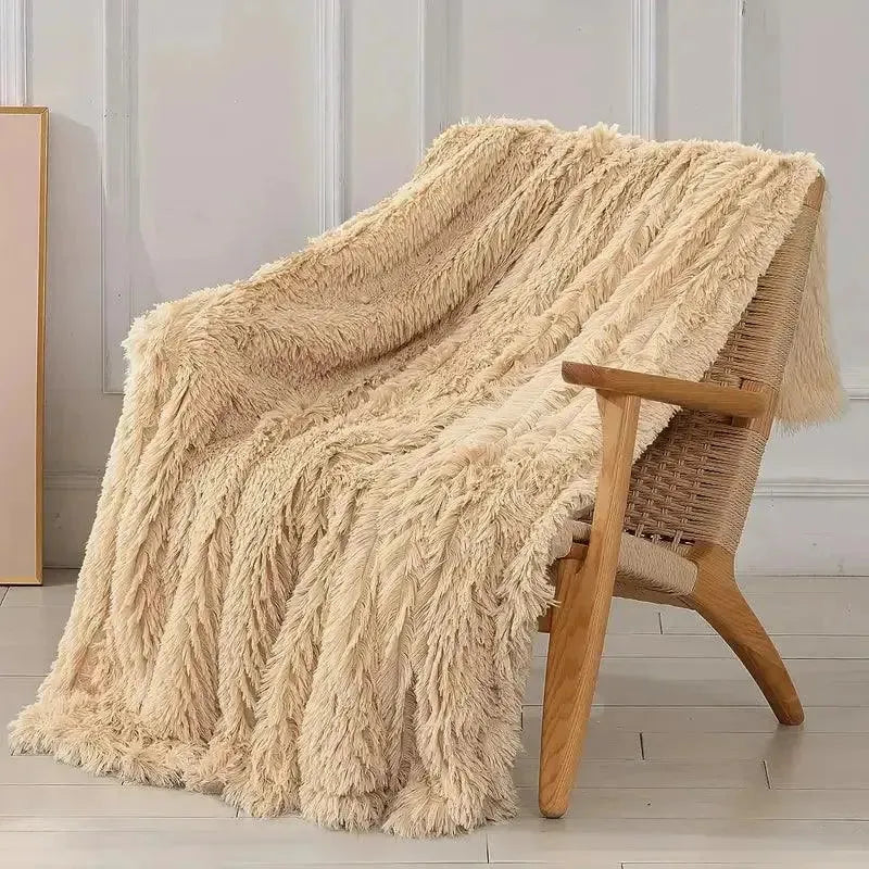 SUNA Dekorativ Vendbar Plaid Fremstillet af Ekstra Blødt Falsk Pels – 120x200 cm for Luksuriøs Komfort og Stil Kamel