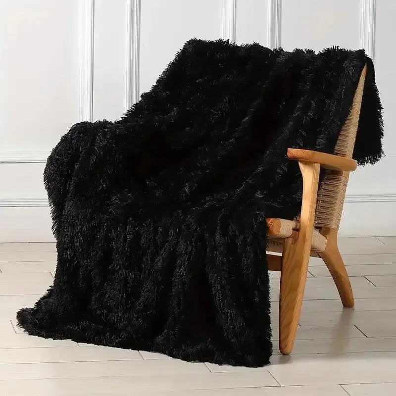 SUNA Dekorativ Vendbar Plaid Fremstillet af Ekstra Blødt Falsk Pels – 120x200 cm for Luksuriøs Komfort og Stil Sort