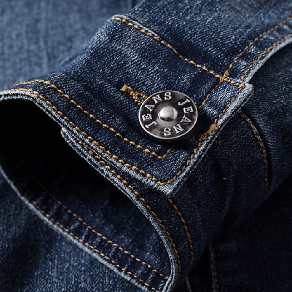 SUNA Stilfuld Denimjakke Til Mænd – Tidløs Casual Stil - Høj Kvalitet Denim, Afslappet Pasform, Garderobeklassiker