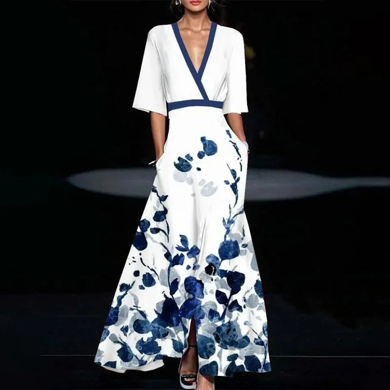 SUNA Cassidy Elegant Blomsterprint Maxikjole Flatterende Talje Hvid