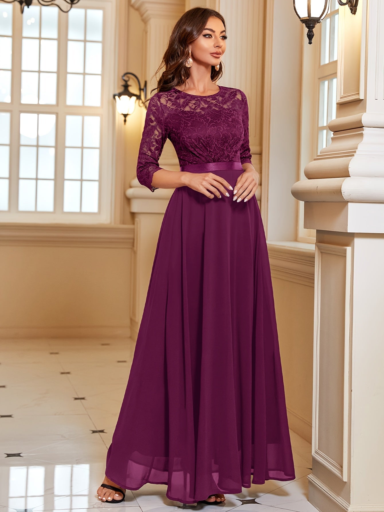 SUNA Elegant Maxi Kjole med Blonder og Chiffon til Damer Bordeauxrød