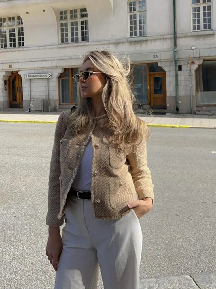 SUNA Elegant Tweed Jakke – Tidløs Stil Med Moderne Femininitet