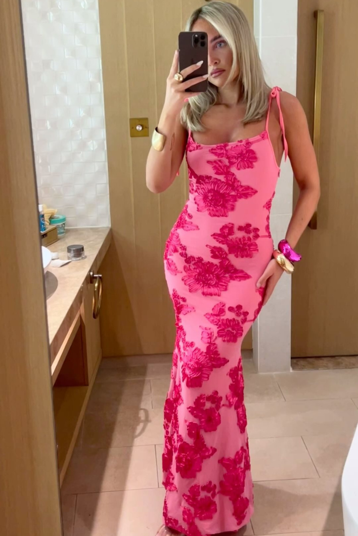 SUNA Ailany Maxi Kjole Med Elegant Design Og Broderi
