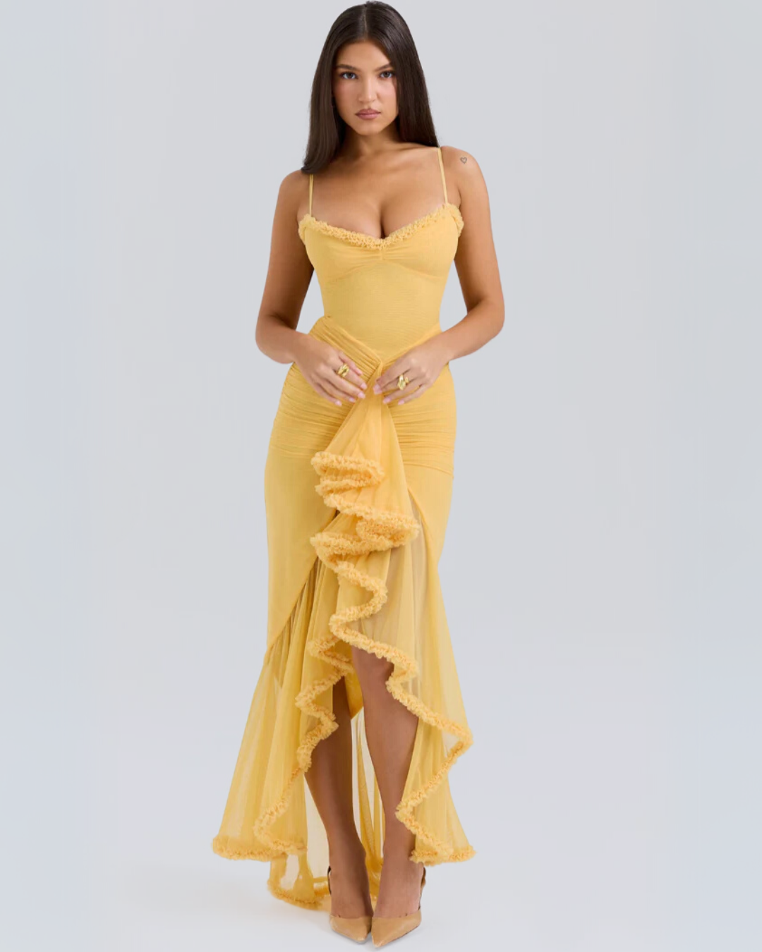SUNA Florence Romantisk Ruffle Kjole – Ruffle Detaljer - Kjole Gul