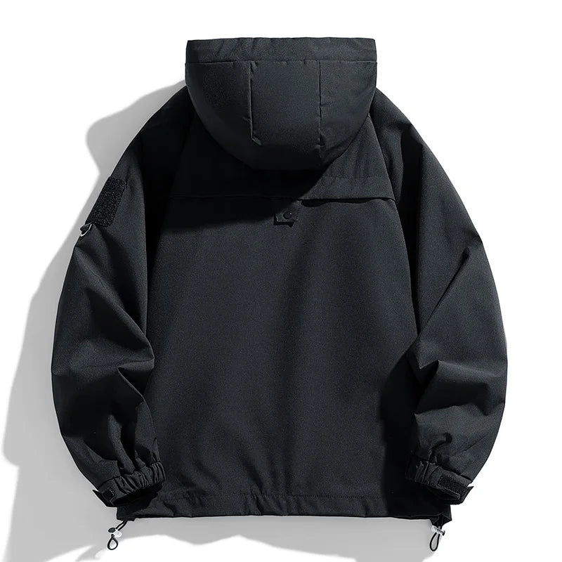 SUNA Herre Jakke Vandtæt Polyester – Let og Komfortabel Windbreaker med Hætte - Forårsjakke til Udendørs Eventyr