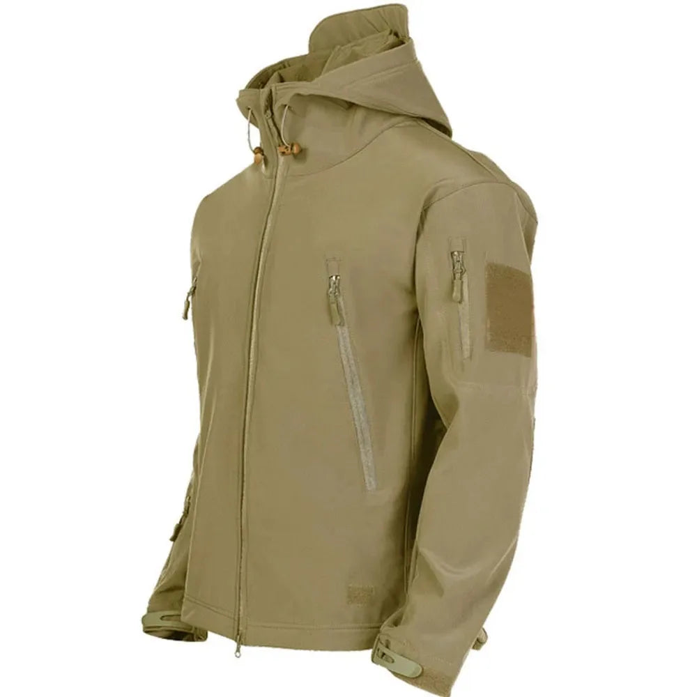 SUNA Herre Tactical Jakke – Vandtæt Shark Skin Soft Shell – Vindbeskyttende, Komfortabel, Moderne Design Khaki