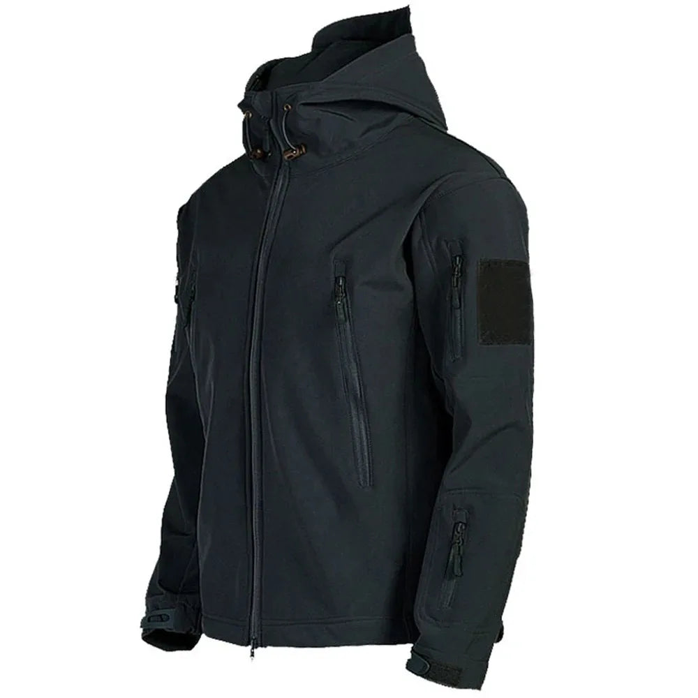 SUNA Herre Tactical Jakke – Vandtæt Shark Skin Soft Shell – Vindbeskyttende, Komfortabel, Moderne Design Sort