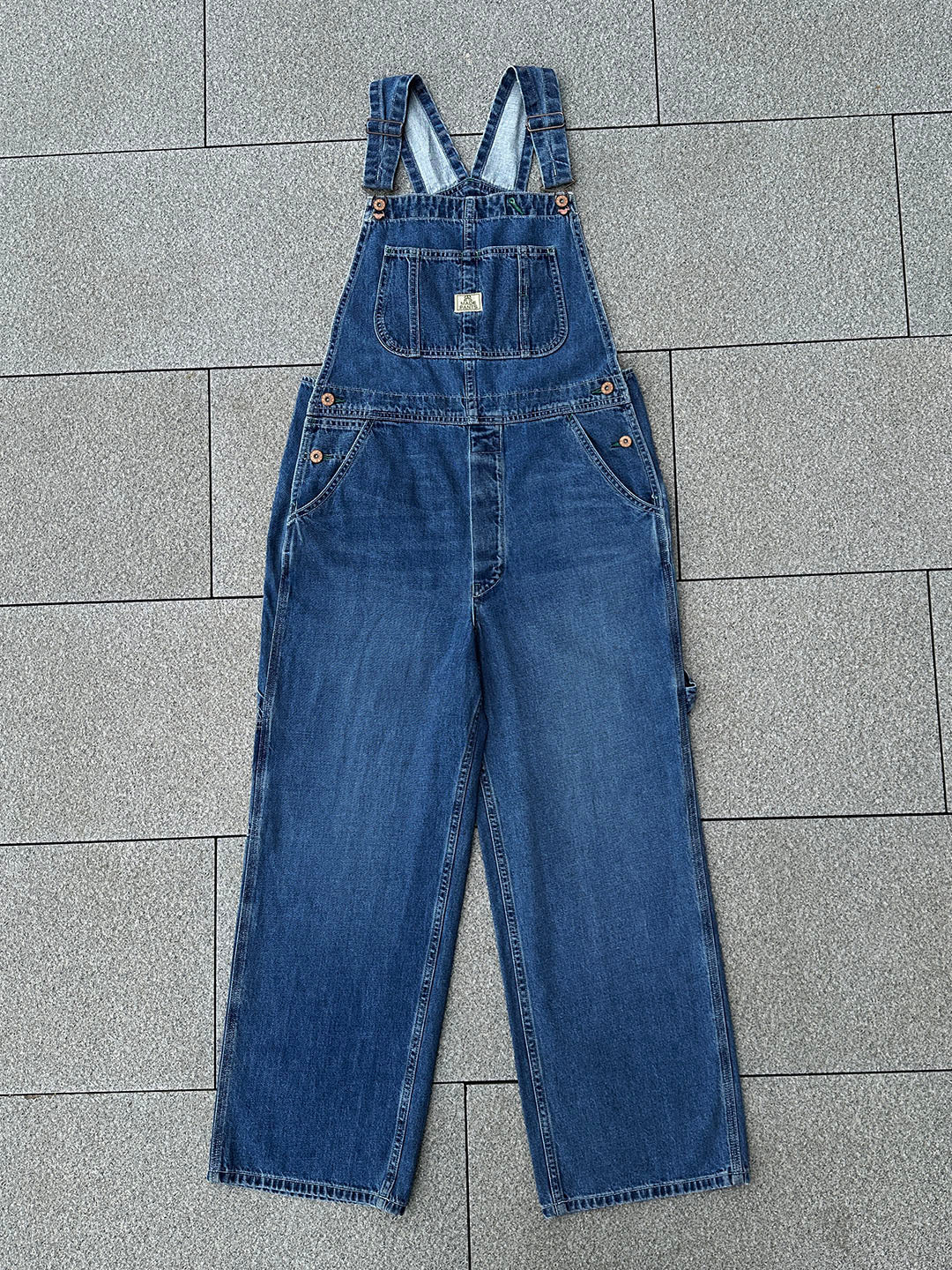 SUNA Kvinders Denim Bib Overalls – Vintage Stil i 100% Bomuld - Komfortable Overalls til Kvinder med Tidløs Charme Mørk Blå