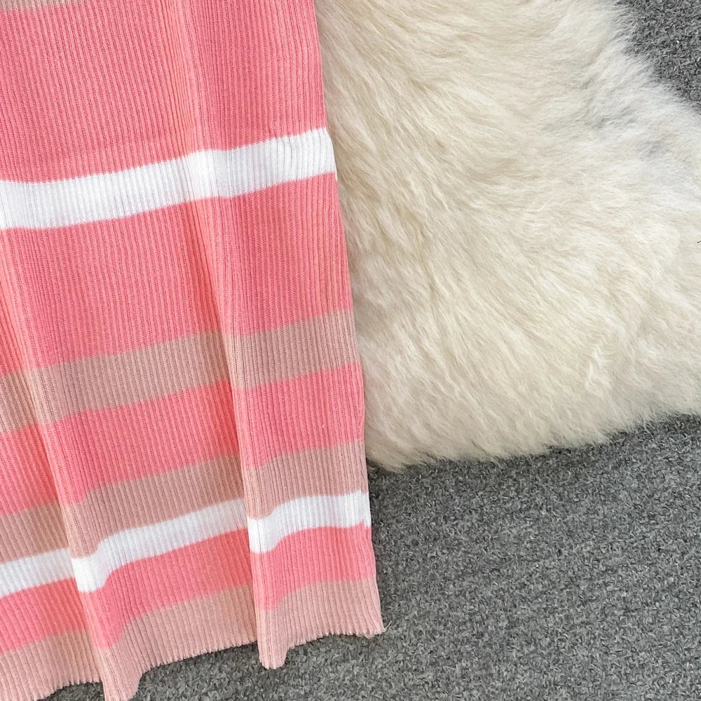 SUNA Kvinders Maxi Kjole Strik Stribet – Elastisk Pasform for Komfort – Maxi Kjole, Stribet Kjole, Sommermode