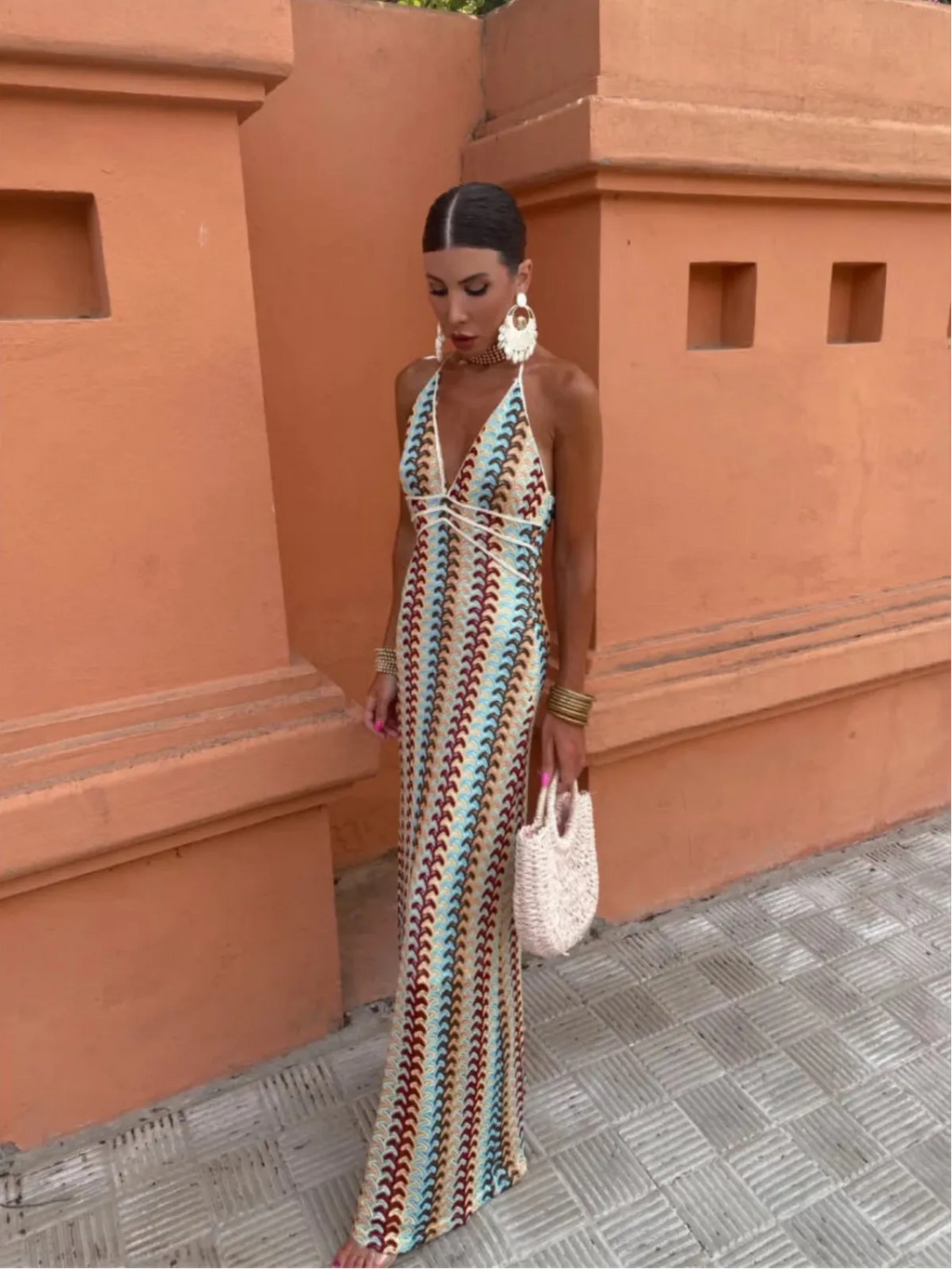 SUNA Livlig Halter Maxi-Kjole – Åben Ryg - Strandferie Maxi Kjole Flerfarvet