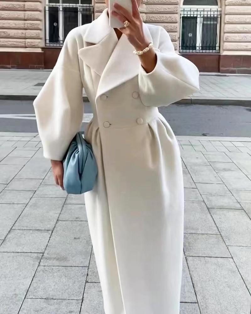 SUNA Dame Lang Vinterfrakke - Elegant silhuet med revers til hverdag Hvid