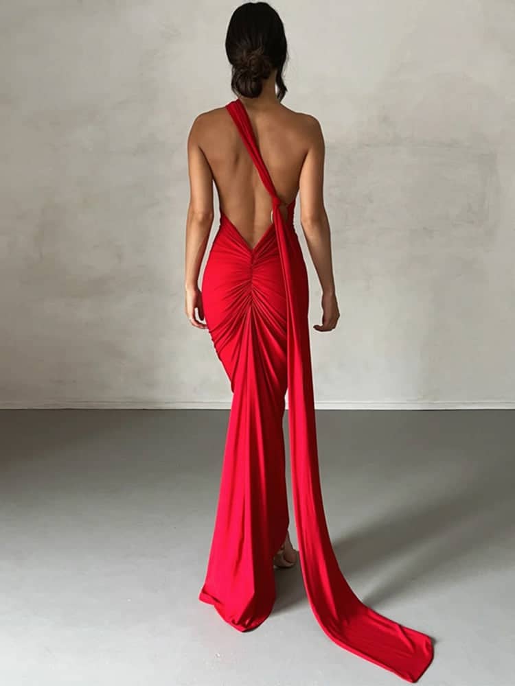 SUNA Event Ready Shoulder Maxi Kjole – Rygløs Design Med Flatterende Silhuet - Elegant Kjole Til Festlige Lejligheder Rød