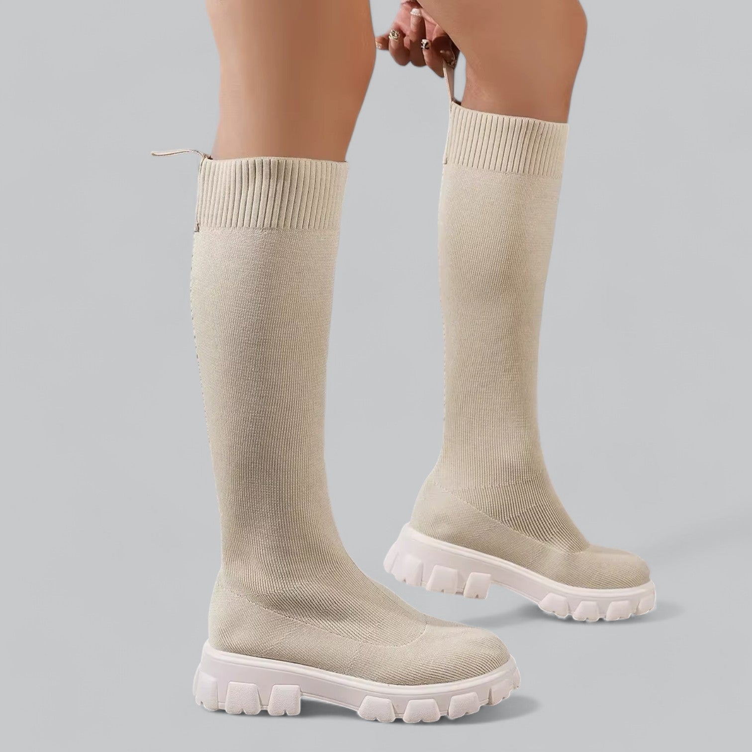 SUNA Dame Knæhøje Støvler – Trendy Støvler med Chunky Platformhæle Beige