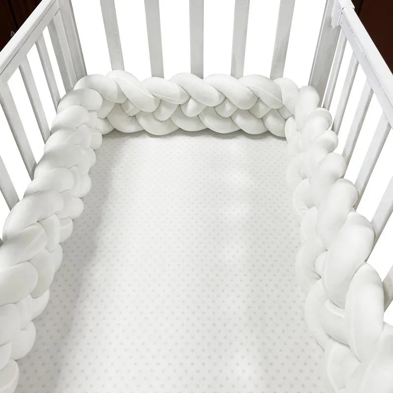 Baby Knot Bedbumper – Komfort og Sikkerhed til Dit Barns Seng