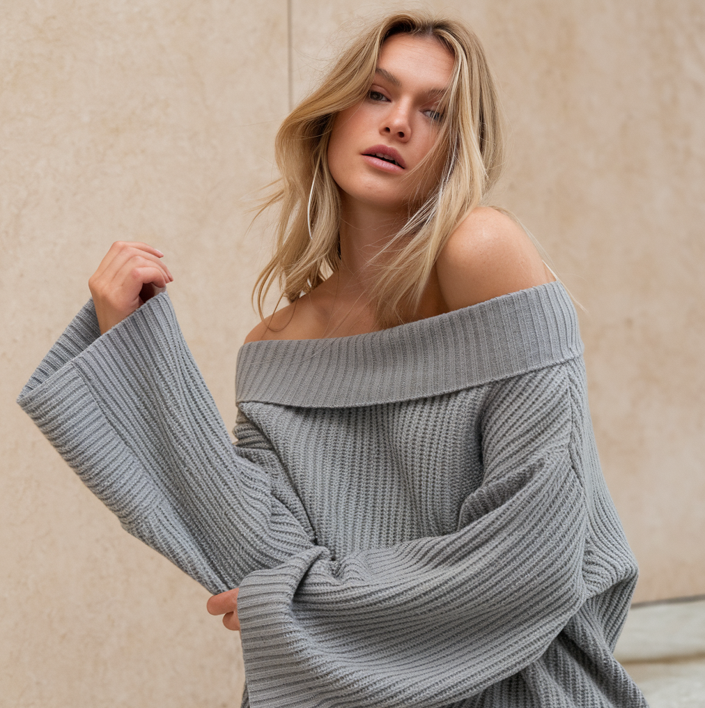 SUNA Ribstrikket Pullover Med Bare Skuldre Til Kvinder Grå