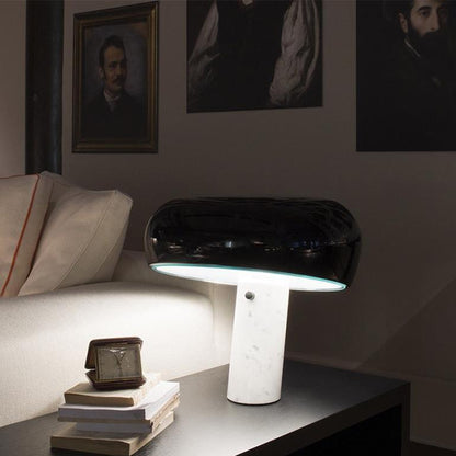 Saturn - Dekorativ bordlampe i marmor Table Lamps SUNA