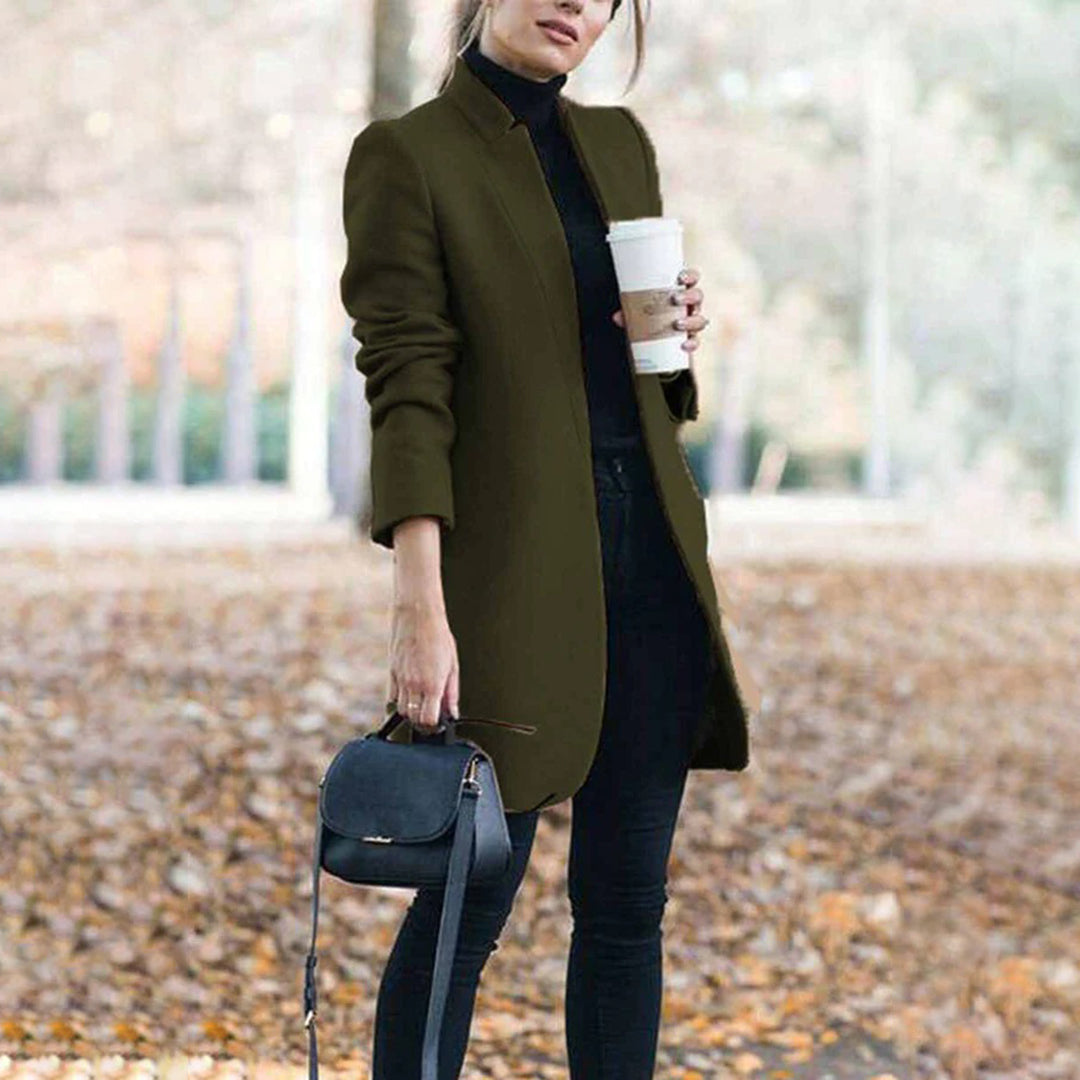 SUNA Varm Trenchcoat til Kvinder - Stilfuldt casual look med bælte Grøn
