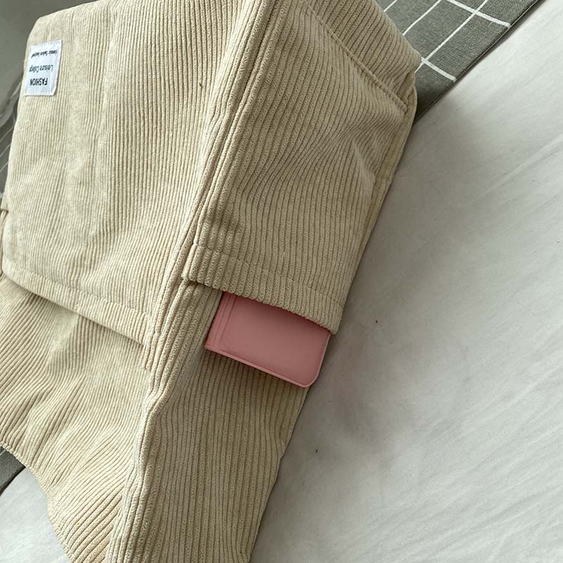 SUNA Corduroy Skuldertaske - Tarina