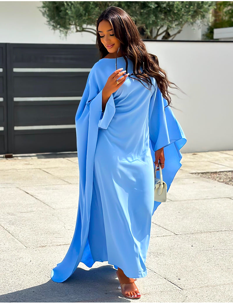 SUNA Flowing Cape Dress - Elegant design til Enhver Anledning Kjoler