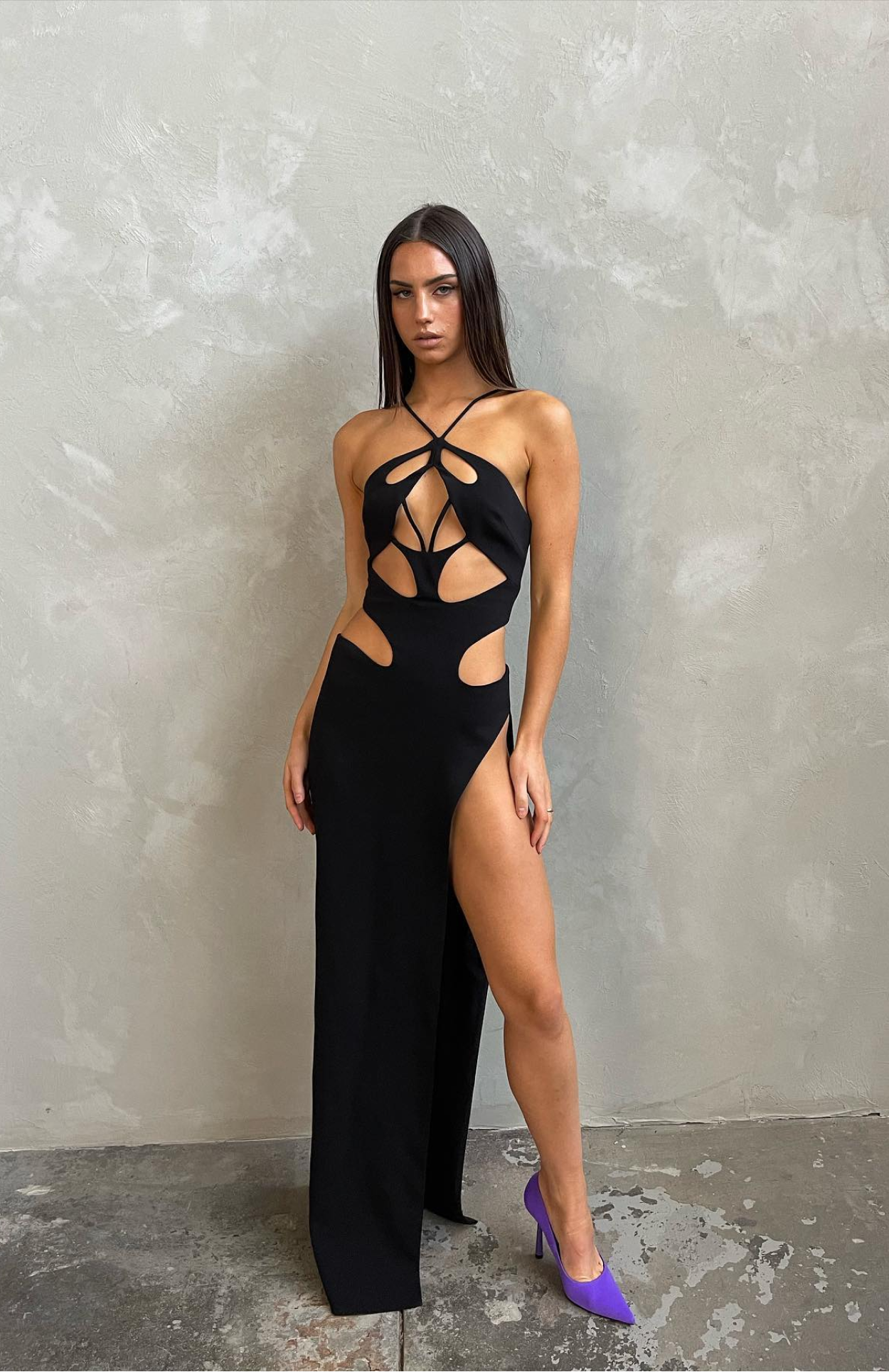 SUNA Catch Me Maxi Kjole Med Halterneck og Sideslids