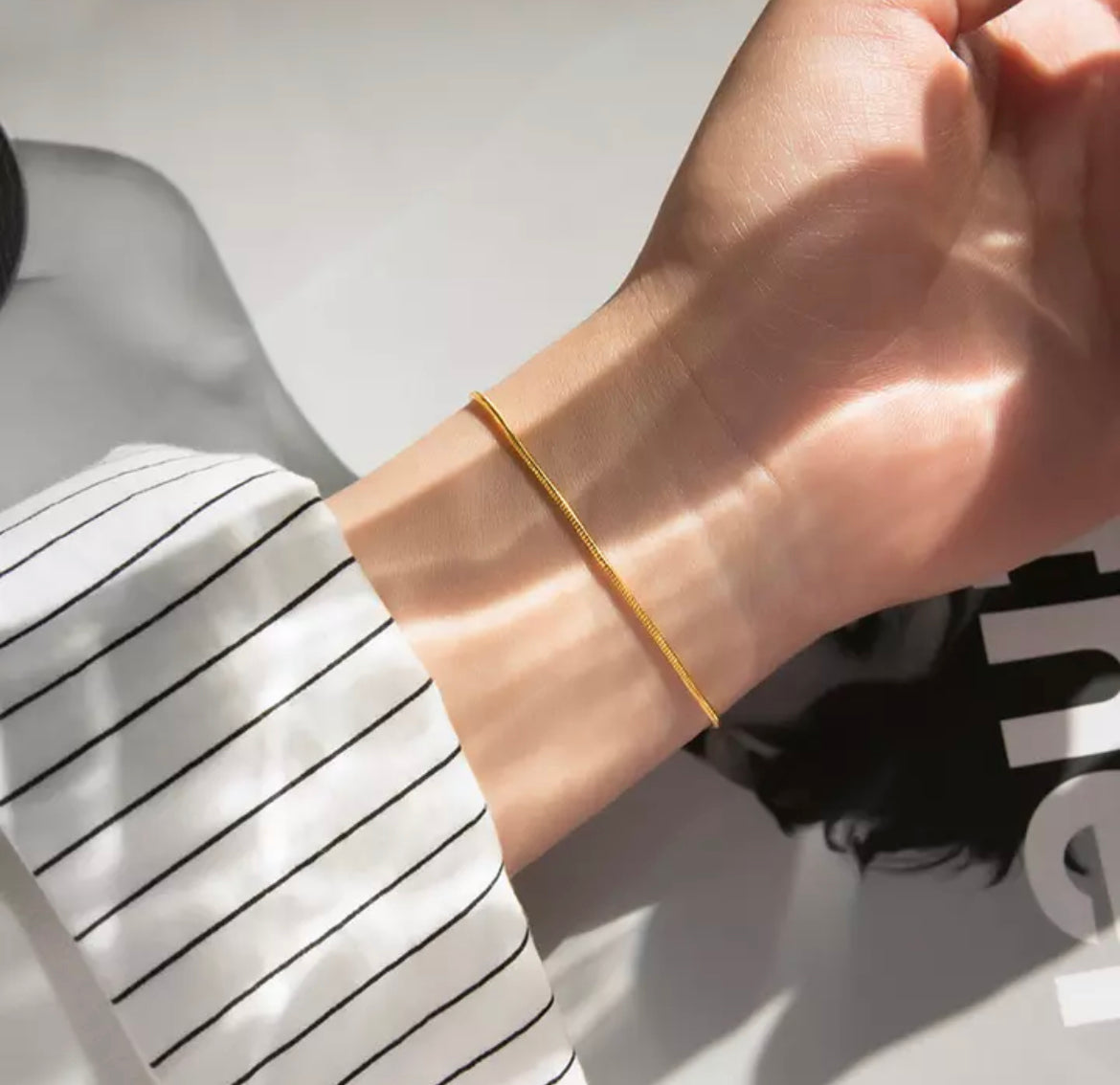 SUNA Bånd | Minimalistisk Armbånd Med Slangespænde