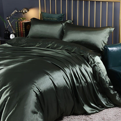 Luksuriøst Satin Sengetøj Sæt – 1 Flad Lagen, 1 Sengetæppe, 2 Pudevar til Elegant Søvn og Kølende Komfort Bedding SUNA Mørkegrøn 120x200cm 4-delt sæt Udstyret