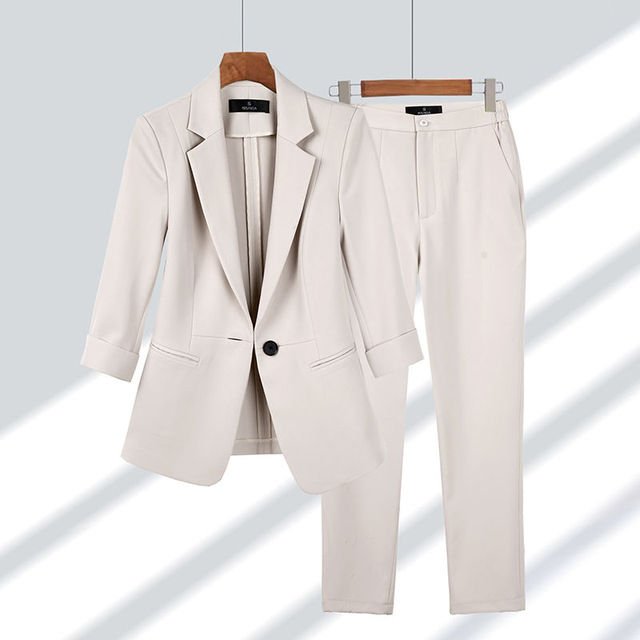 SUNA Blazer Og Bukser Sæt Med Elegant Silhuet Beige