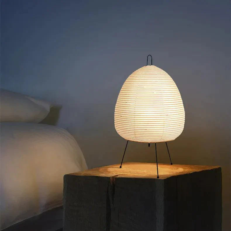 Noguchi Rispapir Gulvlampe - Elegant Belysning til Dit Hjem SUNA