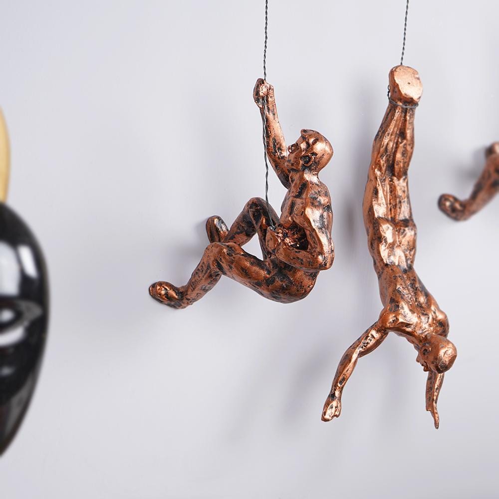 SUNA Klatrende Mænd Skulptur Vægophæng Sæt af 3 Dekoration