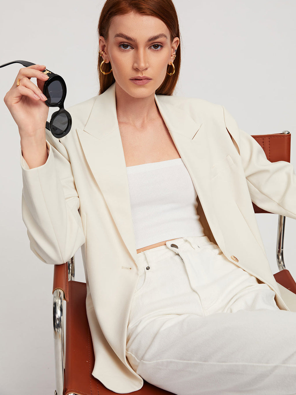 SUNA Chic Cutout Blazer til Kontoret med Skulder Udsparinger