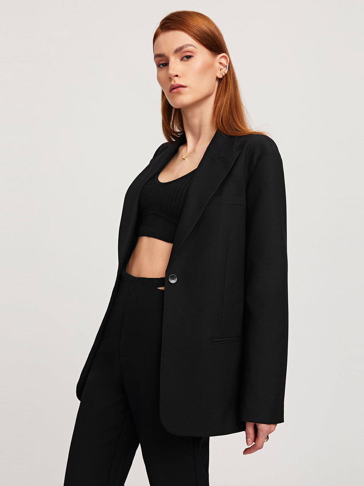 SUNA Chic Cutout Blazer til Kontoret med Skulder Udsparinger Sort